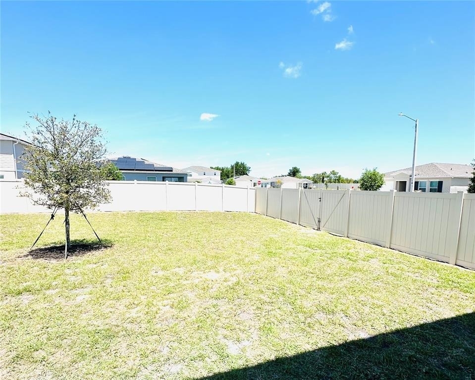 1053 Ambleside Dr - Photo 31