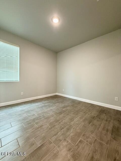 13972 Summer Valley Avenue - Photo 6