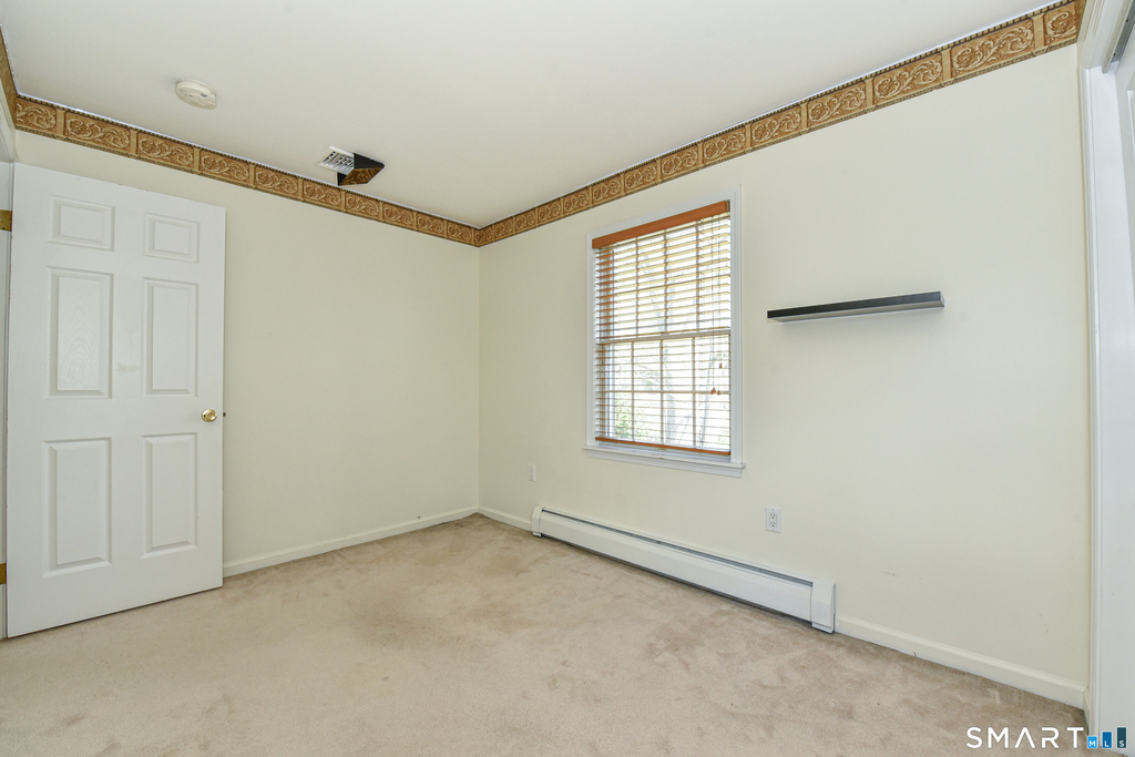 5 Moody Avenue - Photo 19