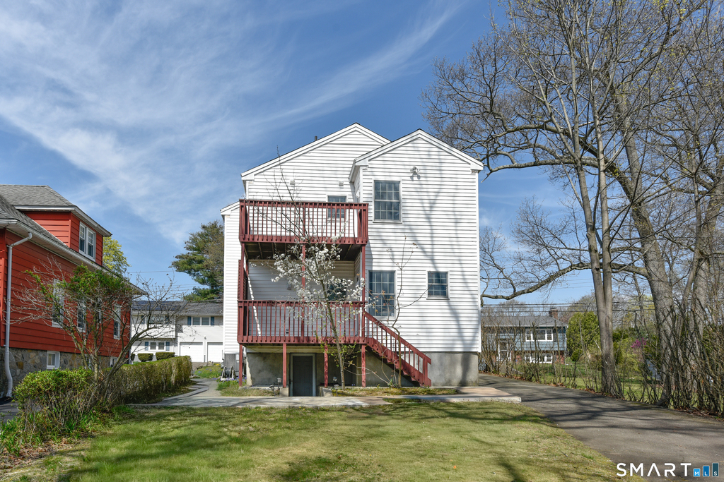5 Moody Avenue - Photo 36