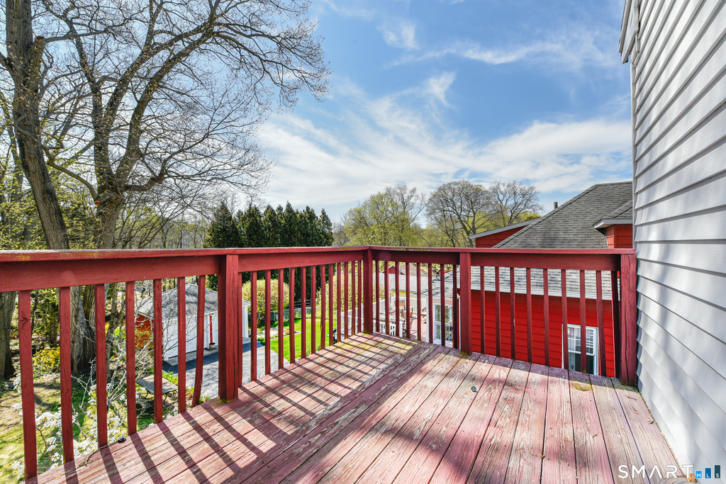 5 Moody Avenue - Photo 24