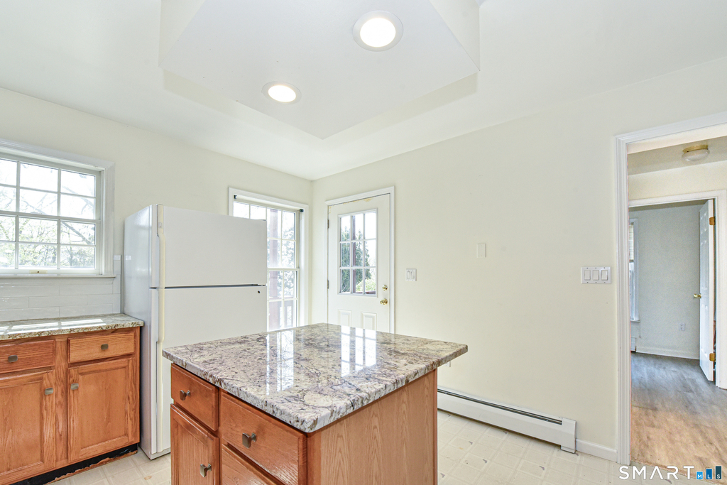 5 Moody Avenue - Photo 2