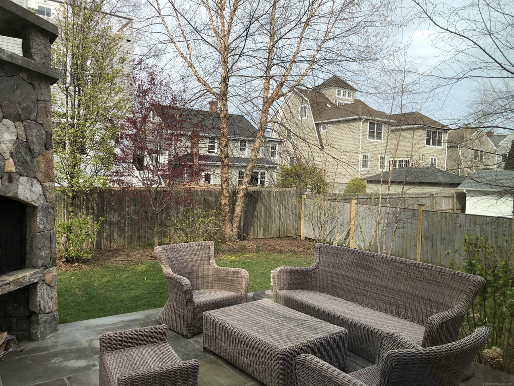12 Danbury Avenue - Photo 23