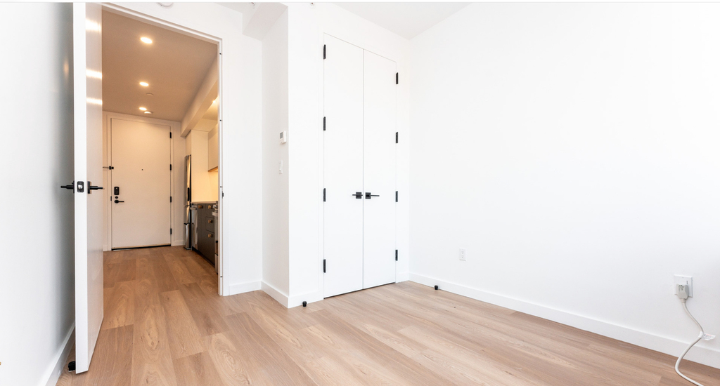 Stuyvesant Avenue & Madison Street - Photo 5