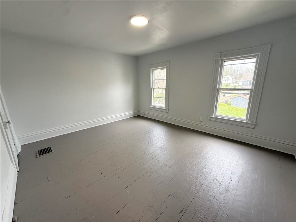 307 Andrew St - Photo 5