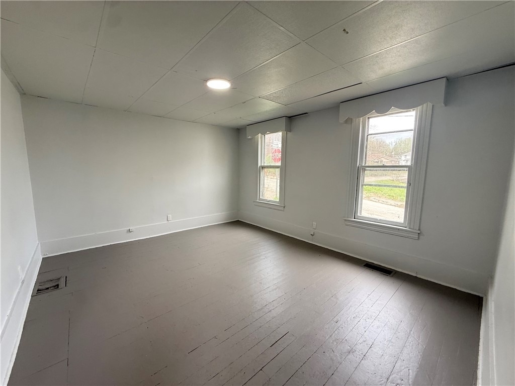 307 Andrew St - Photo 1