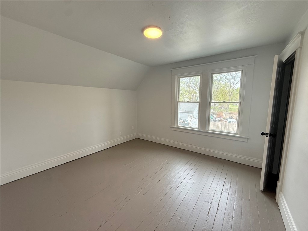 422 Prospect St - Photo 6