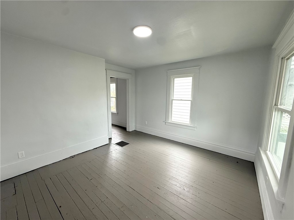 422 Prospect St - Photo 1