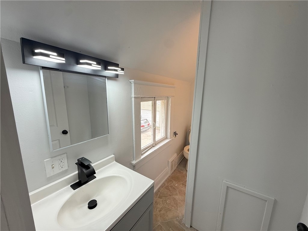 422 Prospect St - Photo 7