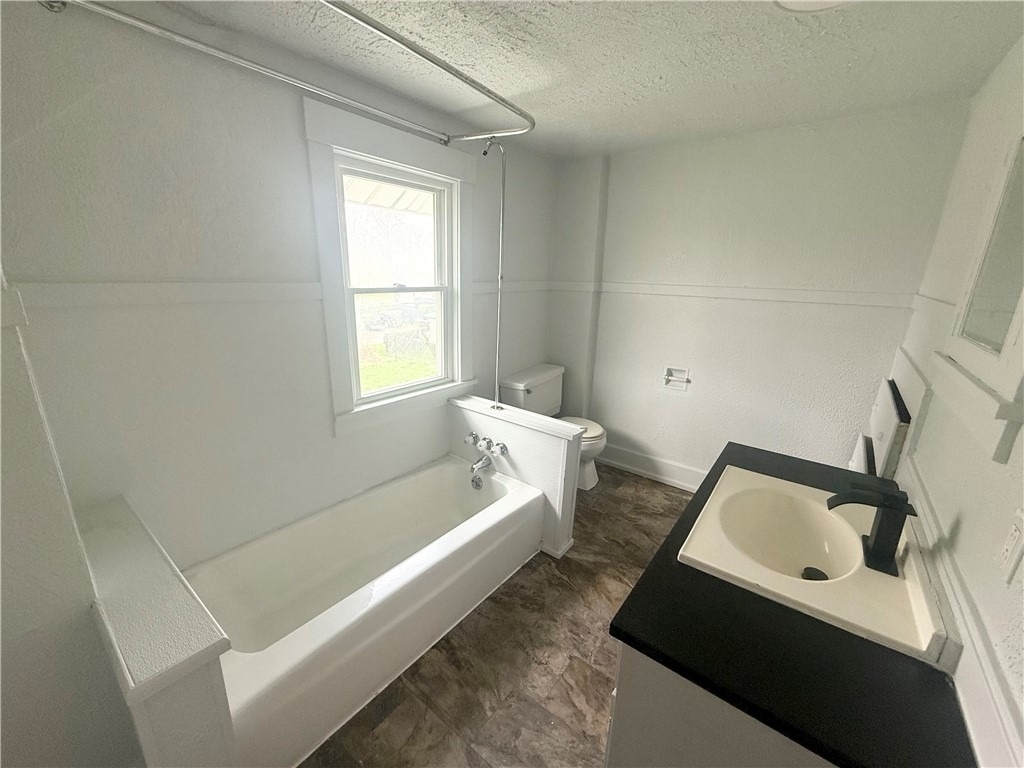 726 Baldwin Ave - Photo 4