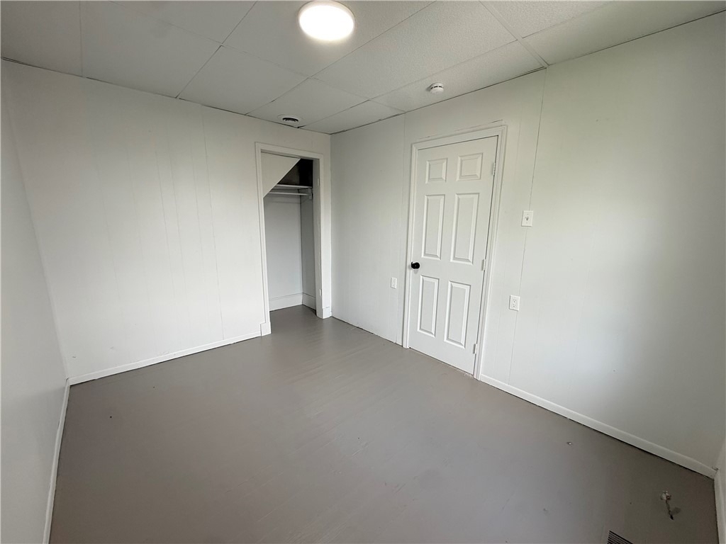 2487 Walnut St - Photo 8
