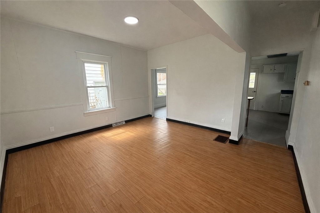 720 Baldwin Ave - Photo 1