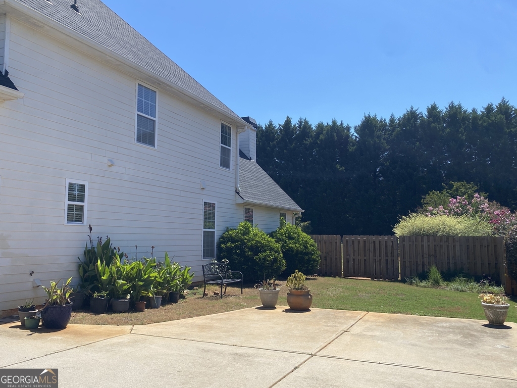 8067 Revere Drive - Photo 3