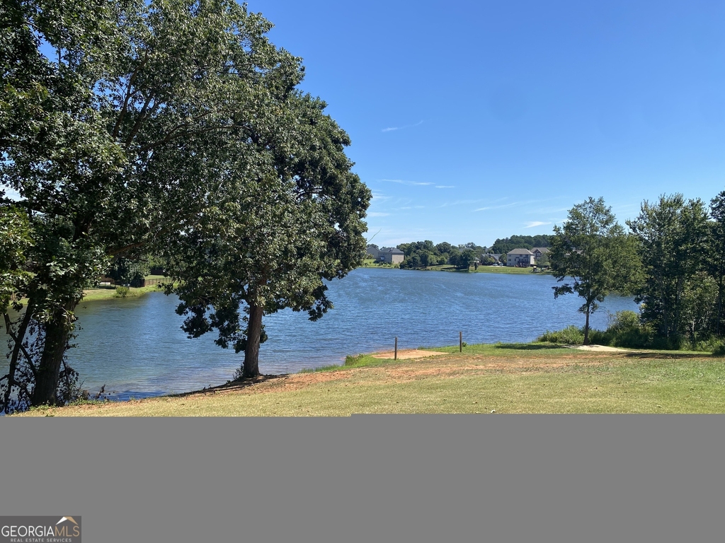 8067 Revere Drive - Photo 5