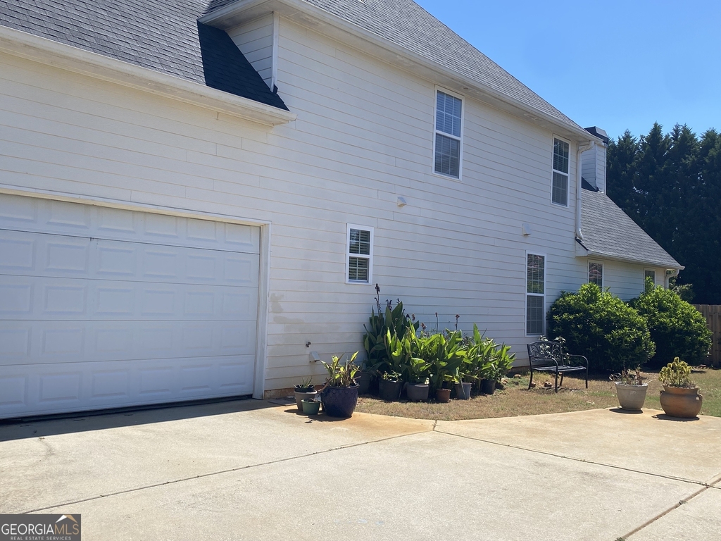 8067 Revere Drive - Photo 2