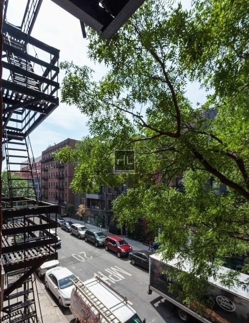 E 5th St. - Photo 4