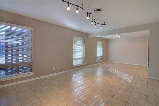 3763 Vinecrest Drive - Photo 4