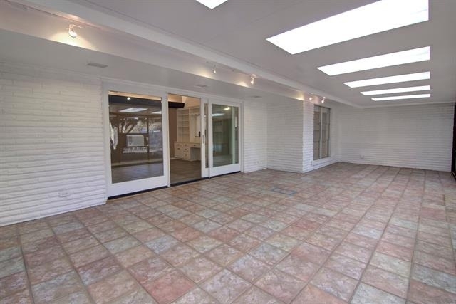 3763 Vinecrest Drive - Photo 10
