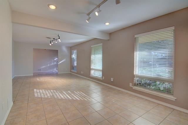 3763 Vinecrest Drive - Photo 5