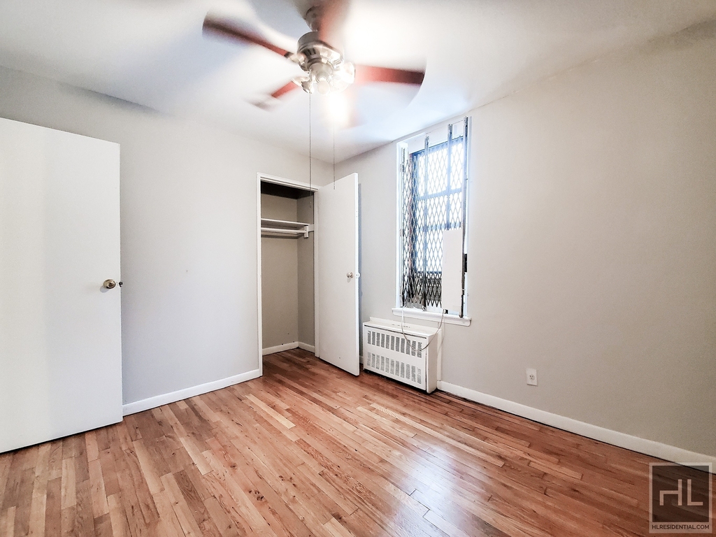 East 100th Street - Photo 1