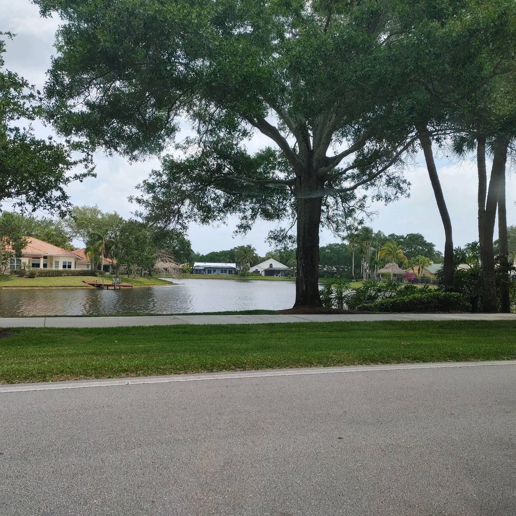 6325 Winding Lake Drive - Photo 24