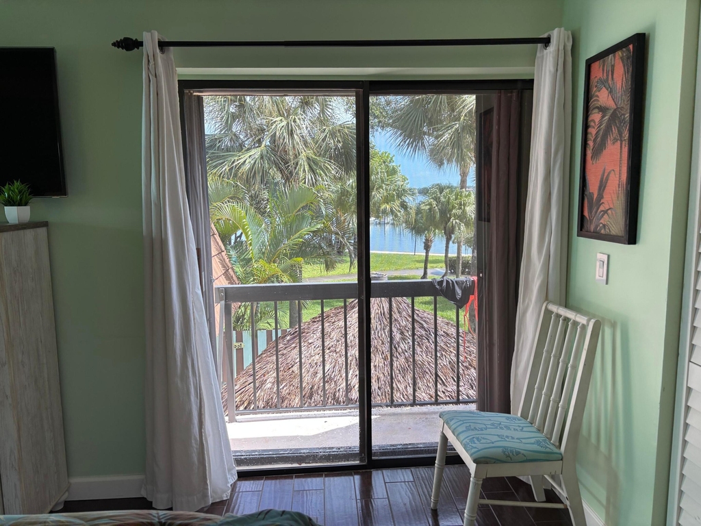 825 Center Street - Photo 23