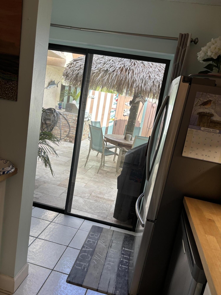 825 Center Street - Photo 13