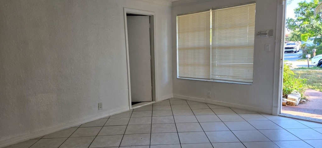 112 Newton Road - Photo 25
