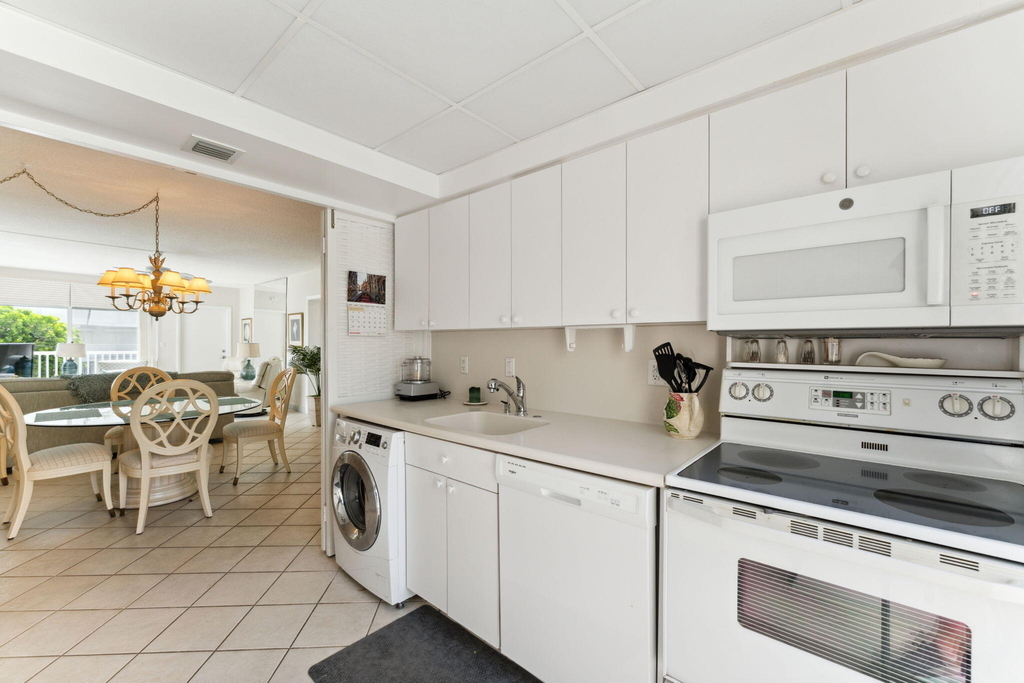 1470 S Ocean Boulevard - Photo 11