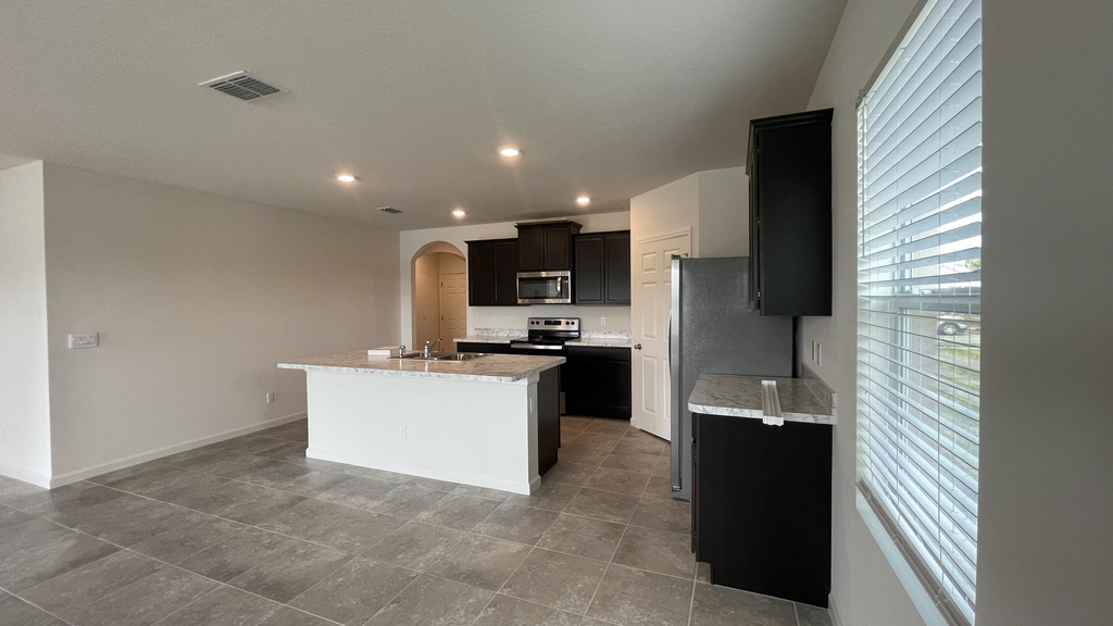 9617 Potomac Drive - Photo 6
