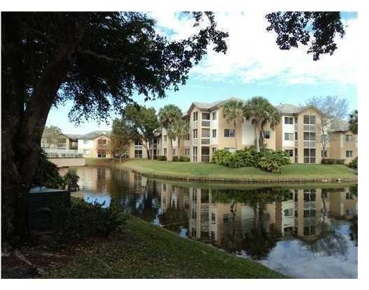 9901 Westview Drive - Photo 1