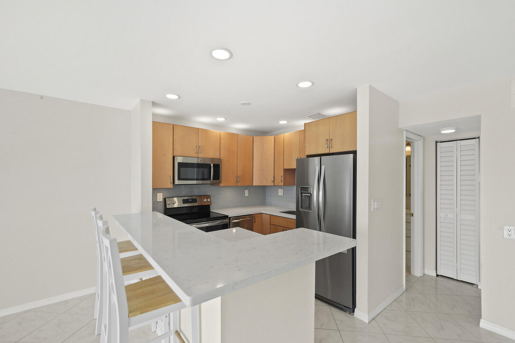400 Wilma Circle - Photo 7