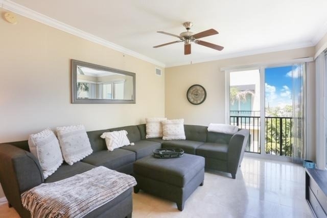 225 Ne 1st Street - Photo 1