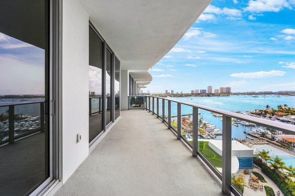 220 Lake Shore Drive - Photo 29