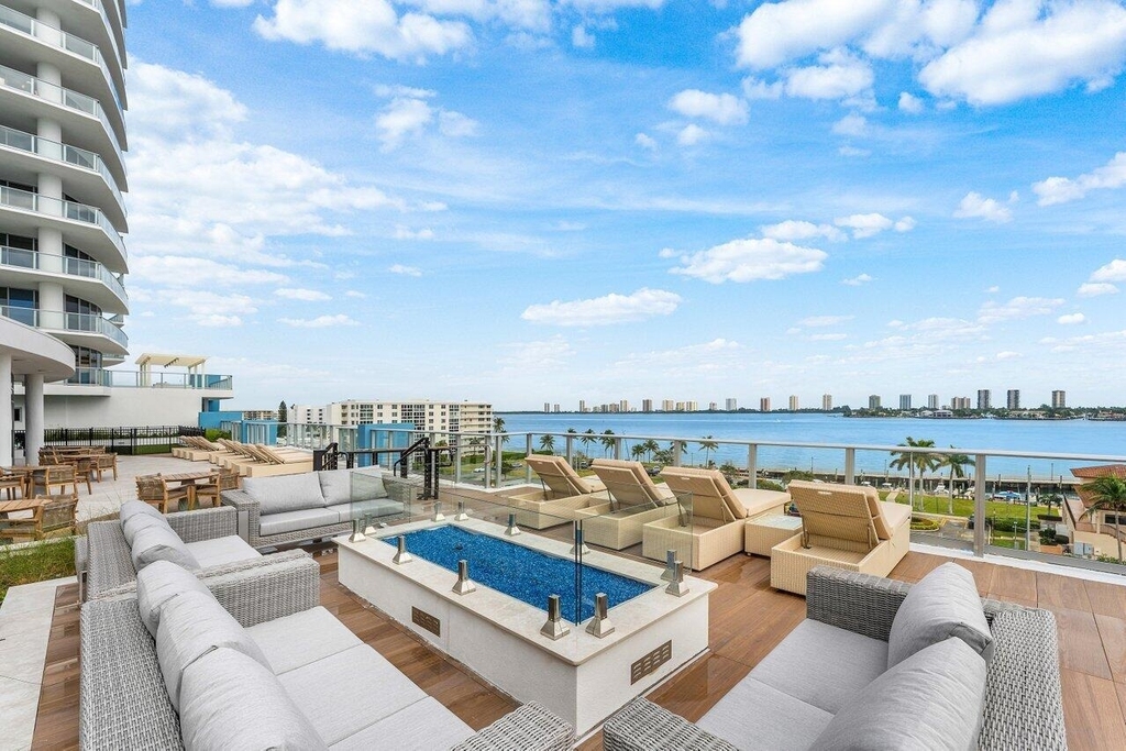 220 Lake Shore Drive - Photo 58