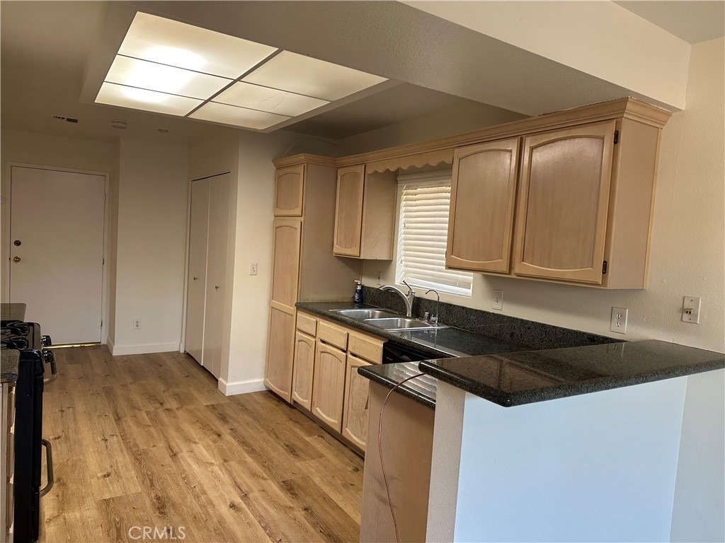 11450 186th Street - Photo 1