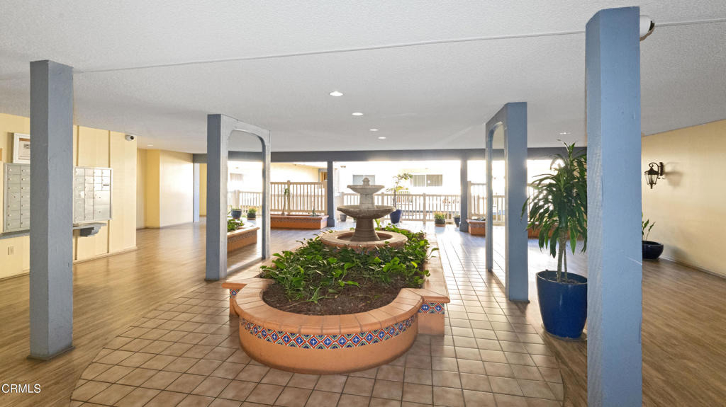 1707 Pacific Coast Highway - Photo 3