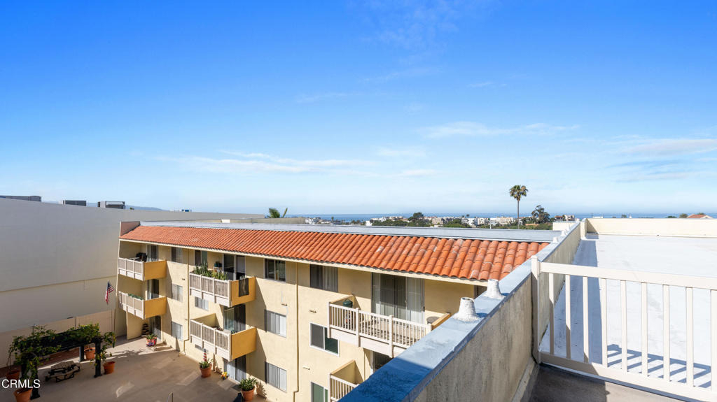 1707 Pacific Coast Highway - Photo 15