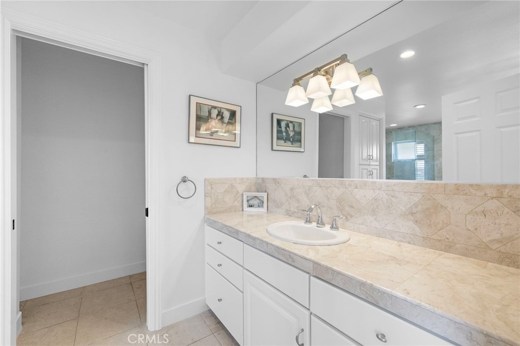 1545 Caribbean - Photo 24