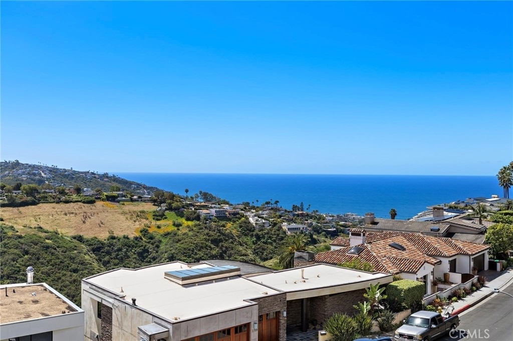 1545 Caribbean - Photo 1