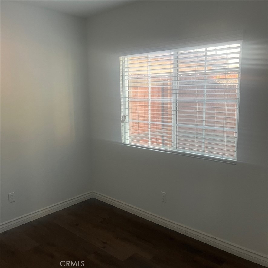 7239 Sterling Avenue - Photo 6