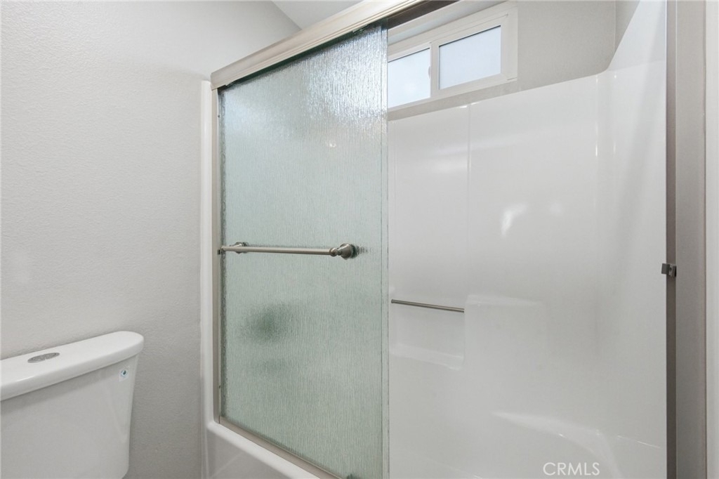 260 W 3rd - Photo 6
