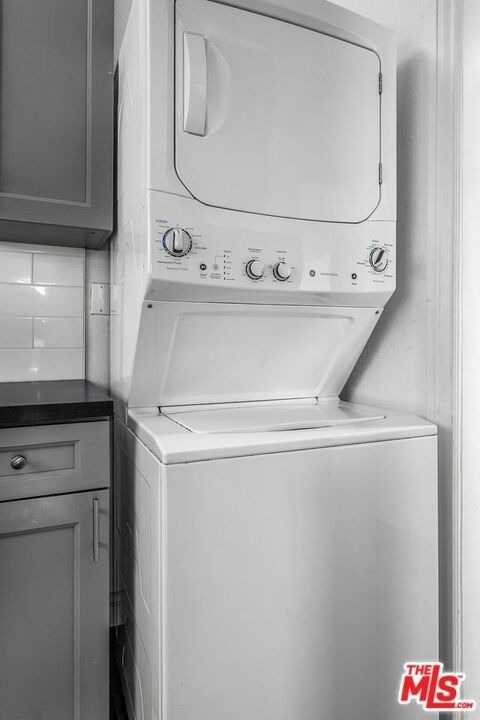 130 Montreal Street - Photo 9