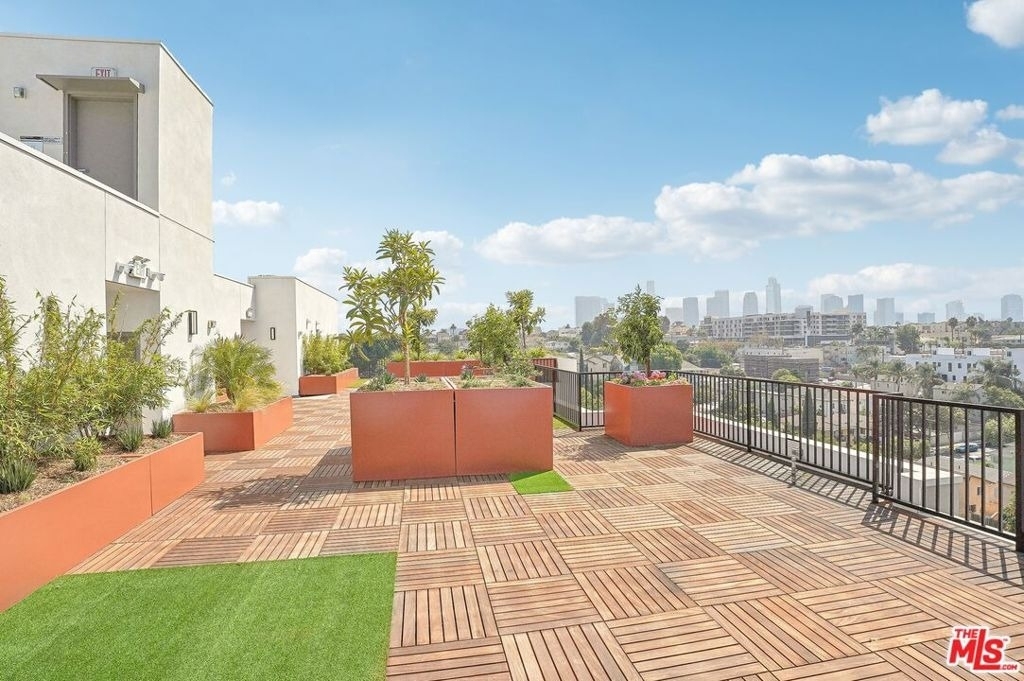 1350 Court Street - Photo 14