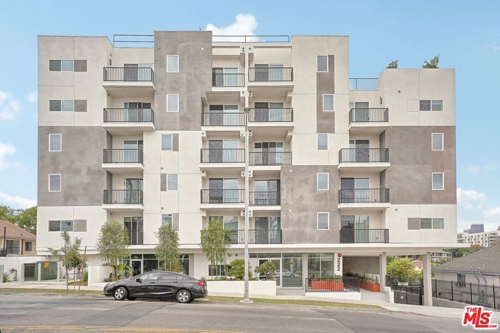1350 Court Street - Photo 16