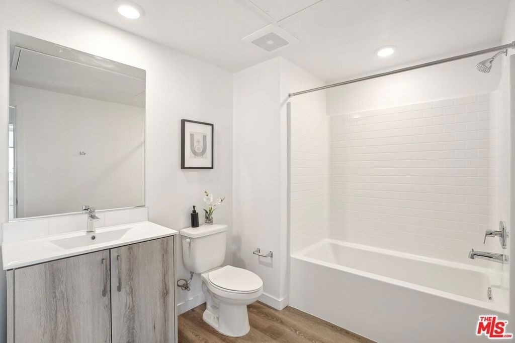 1350 Court Street - Photo 9