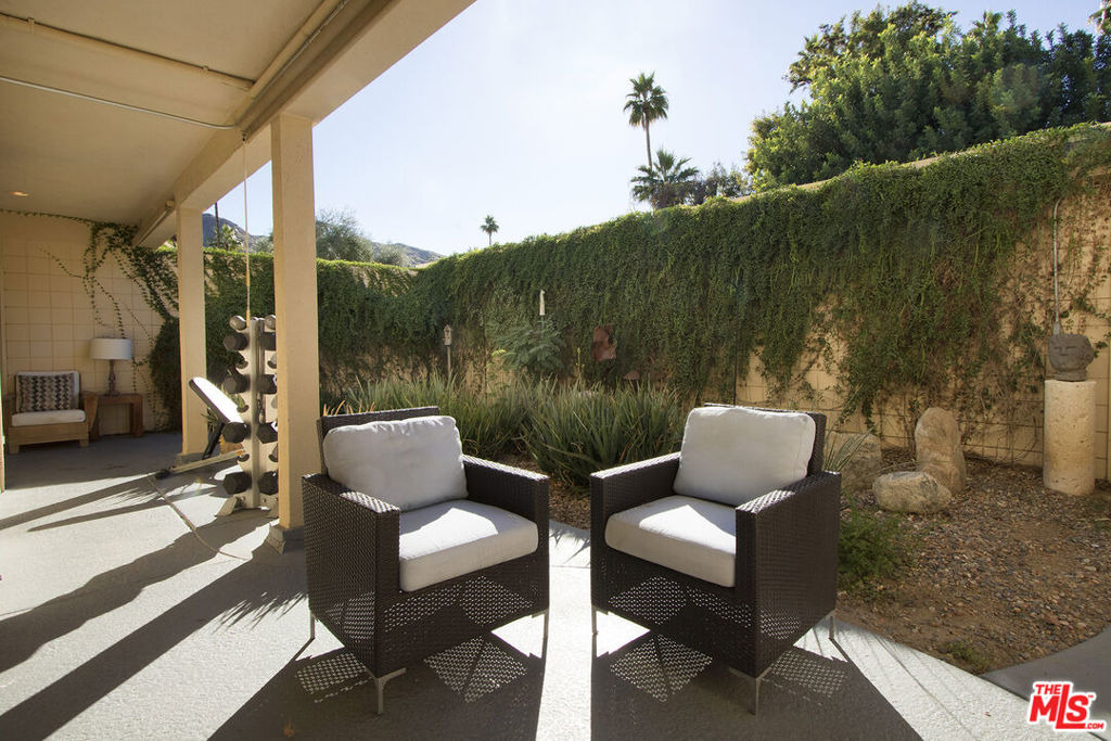 501 Desert Lakes Circle - Photo 56