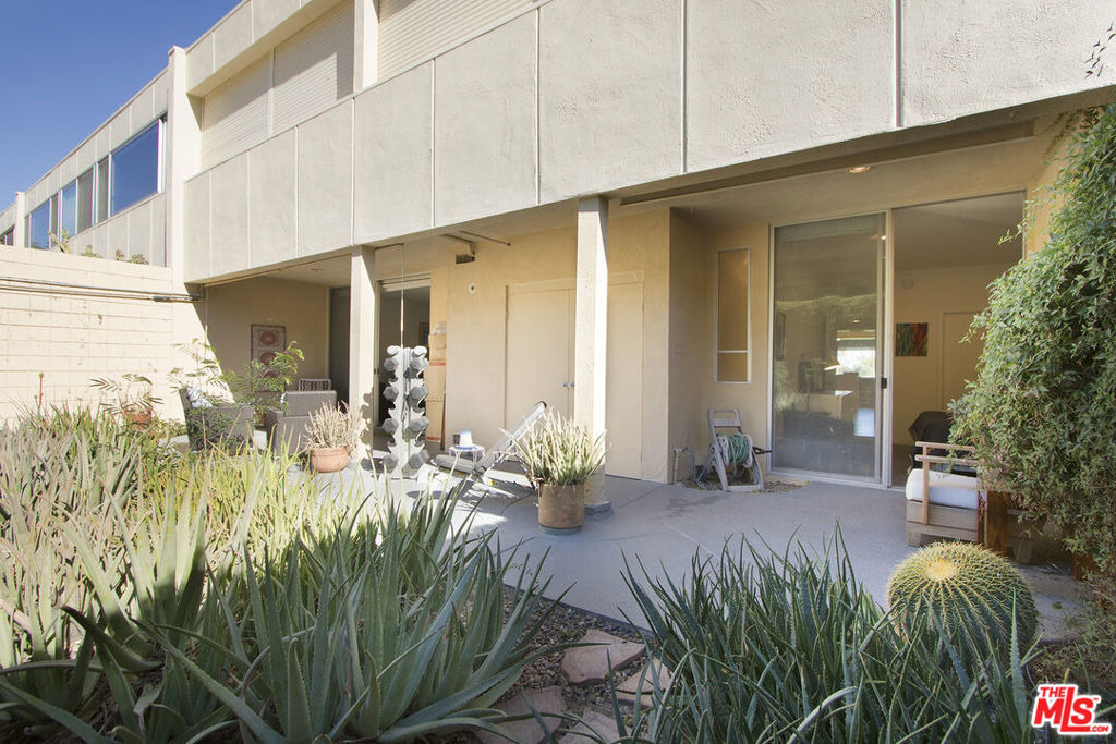 501 Desert Lakes Circle - Photo 36
