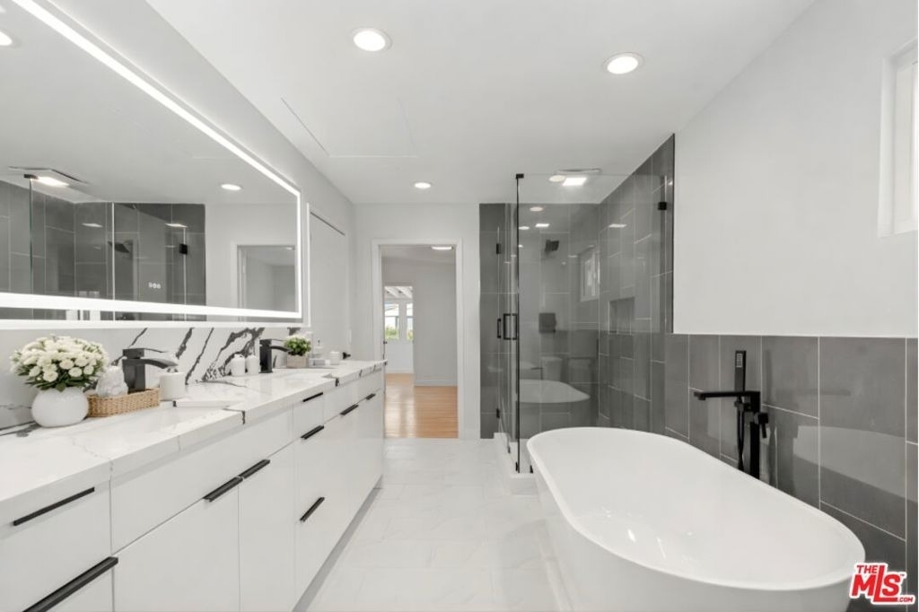 2522 Armacost Avenue - Photo 46
