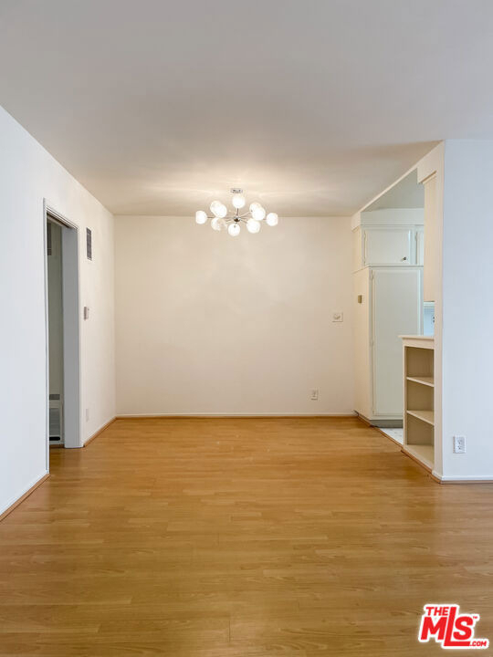 935 N Alfred Street - Photo 3
